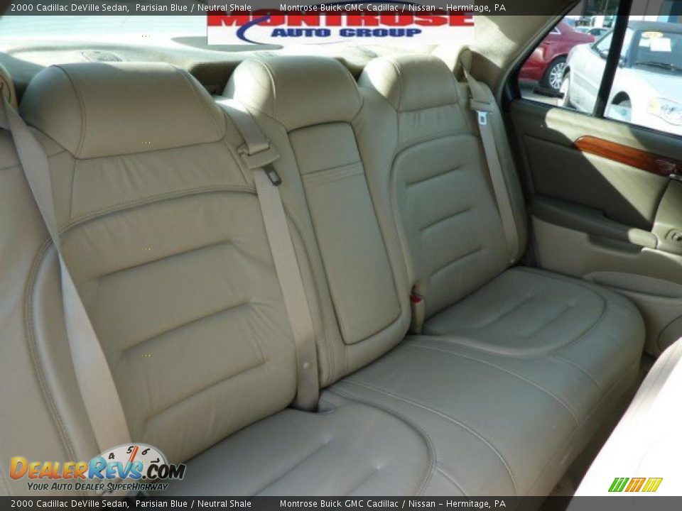 2000 Cadillac DeVille Sedan Parisian Blue / Neutral Shale Photo #23