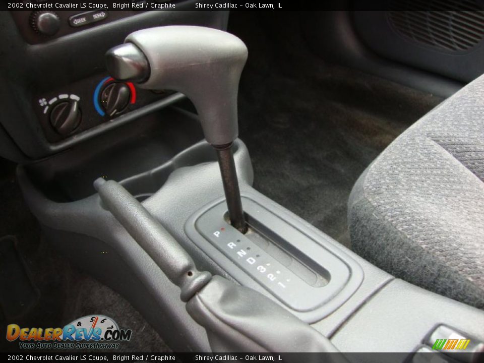 2002 Chevrolet Cavalier LS Coupe Bright Red / Graphite Photo #19