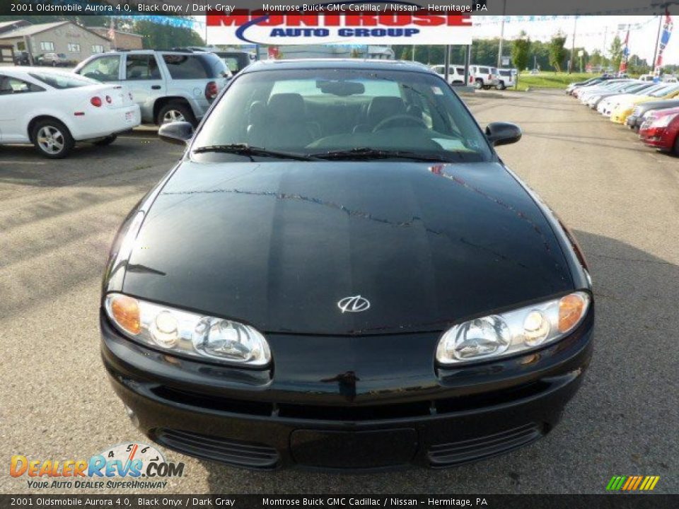 2001 Oldsmobile Aurora 4.0 Black Onyx / Dark Gray Photo #4