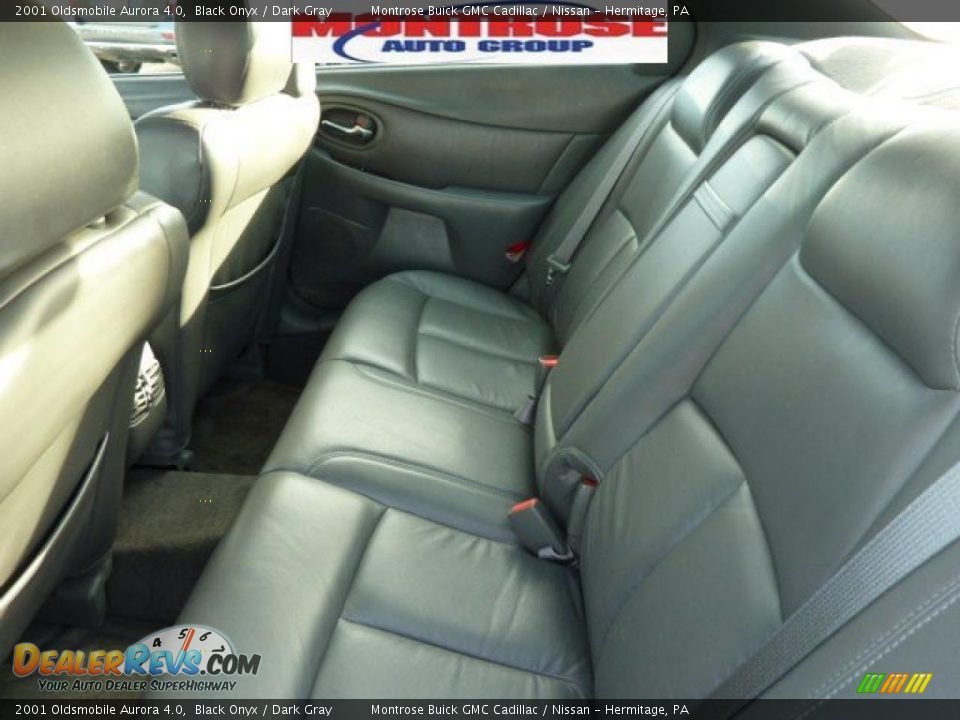2001 Oldsmobile Aurora 4.0 Black Onyx / Dark Gray Photo #20