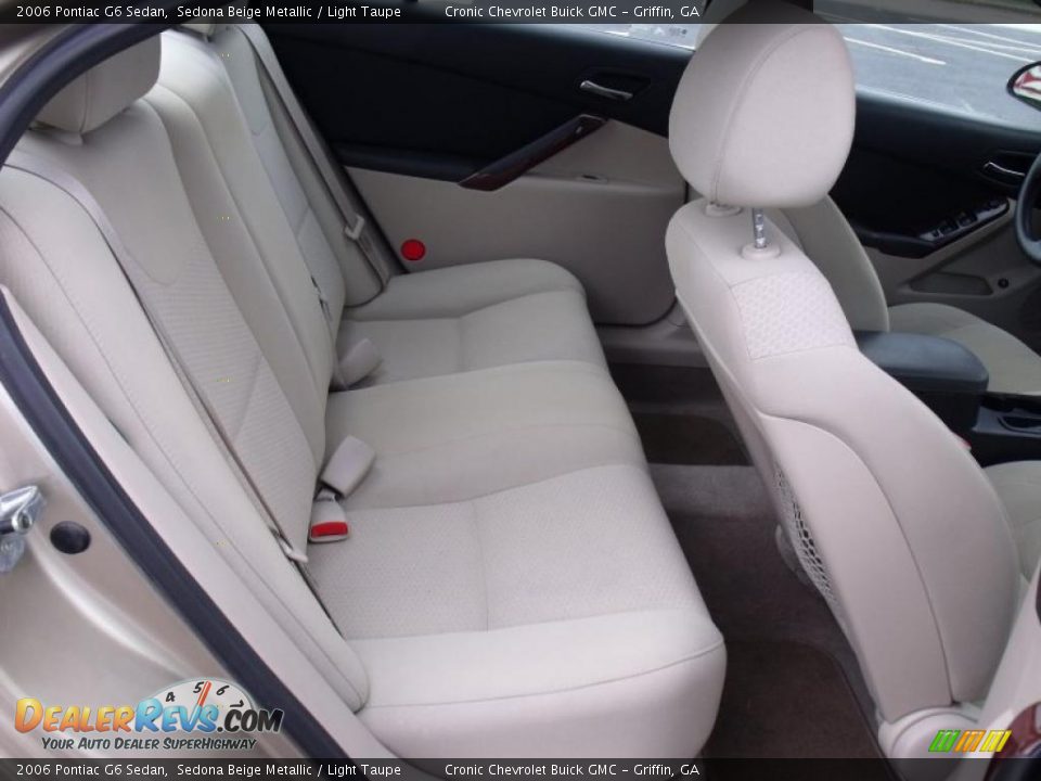 2006 Pontiac G6 Sedan Sedona Beige Metallic / Light Taupe Photo #12