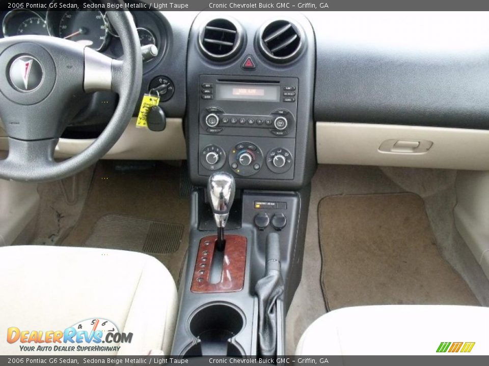 2006 Pontiac G6 Sedan Sedona Beige Metallic / Light Taupe Photo #14