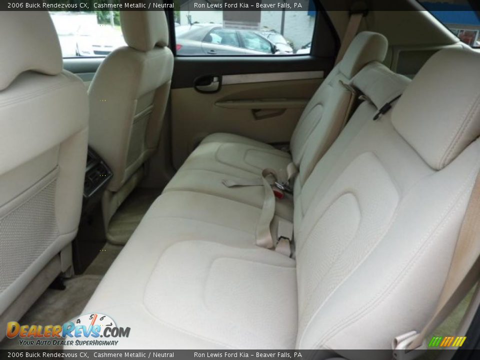 2006 Buick Rendezvous CX Cashmere Metallic / Neutral Photo #16