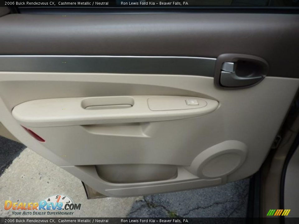 2006 Buick Rendezvous CX Cashmere Metallic / Neutral Photo #17