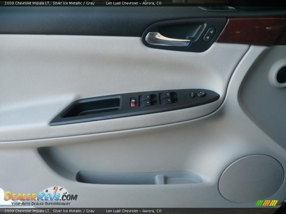 2009 Chevrolet Impala LT Silver Ice Metallic / Gray Photo #7