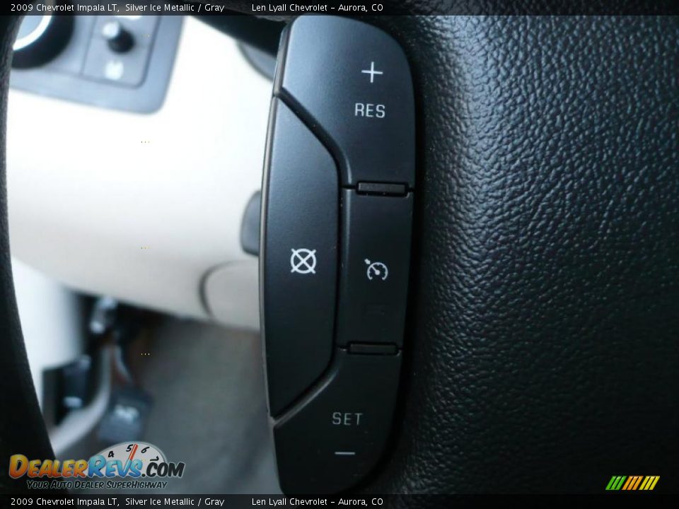 2009 Chevrolet Impala LT Silver Ice Metallic / Gray Photo #20