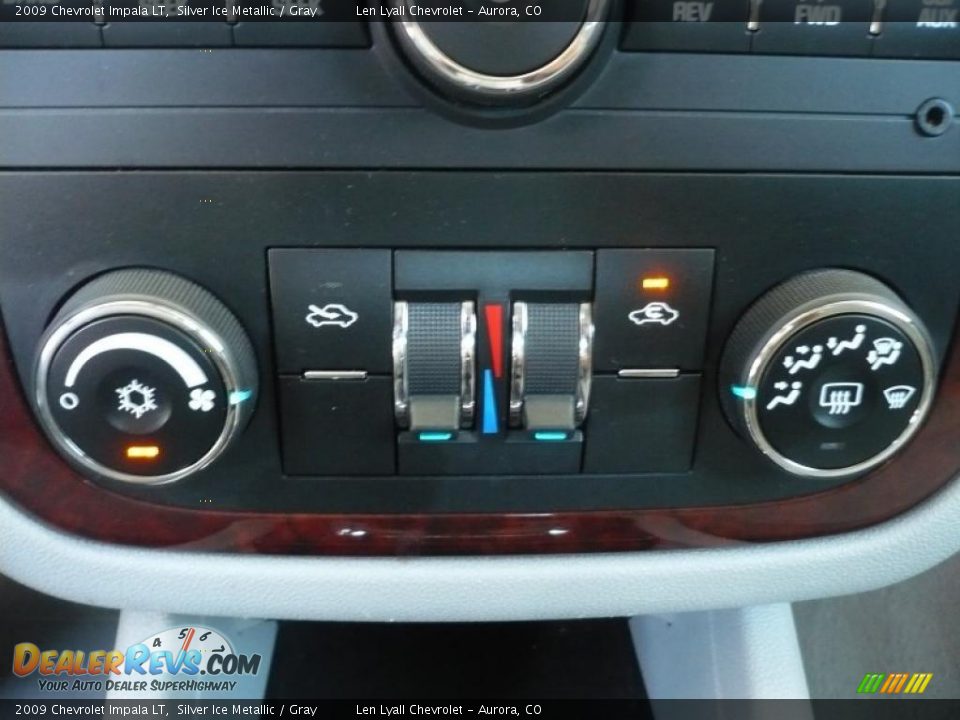 2009 Chevrolet Impala LT Silver Ice Metallic / Gray Photo #23