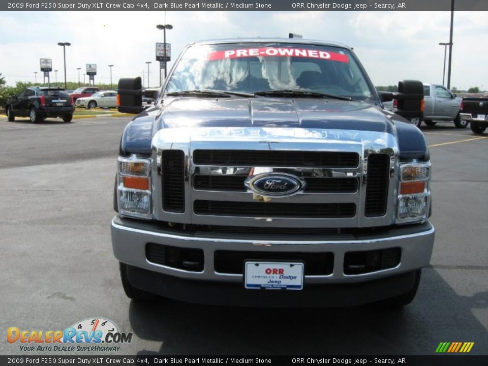 2009 Ford F250 Super Duty XLT Crew Cab 4x4 Dark Blue Pearl Metallic / Medium Stone Photo #2