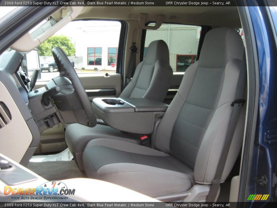 2009 Ford F250 Super Duty XLT Crew Cab 4x4 Dark Blue Pearl Metallic / Medium Stone Photo #13