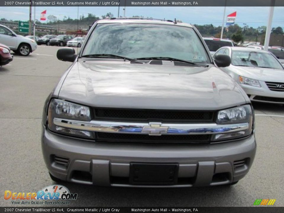 2007 Chevrolet TrailBlazer LS 4x4 Graystone Metallic / Light Gray Photo #10