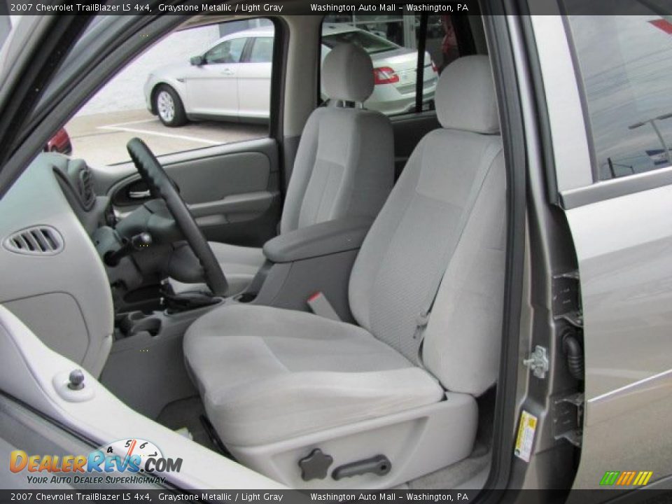 2007 Chevrolet TrailBlazer LS 4x4 Graystone Metallic / Light Gray Photo #13