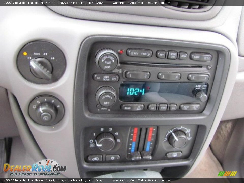 2007 Chevrolet TrailBlazer LS 4x4 Graystone Metallic / Light Gray Photo #16