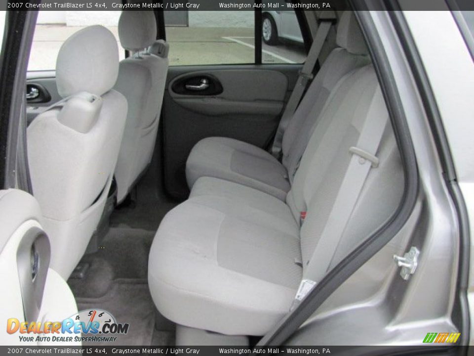 2007 Chevrolet TrailBlazer LS 4x4 Graystone Metallic / Light Gray Photo #17