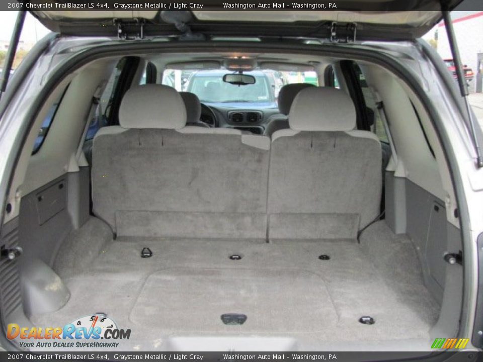 2007 Chevrolet TrailBlazer LS 4x4 Graystone Metallic / Light Gray Photo #18
