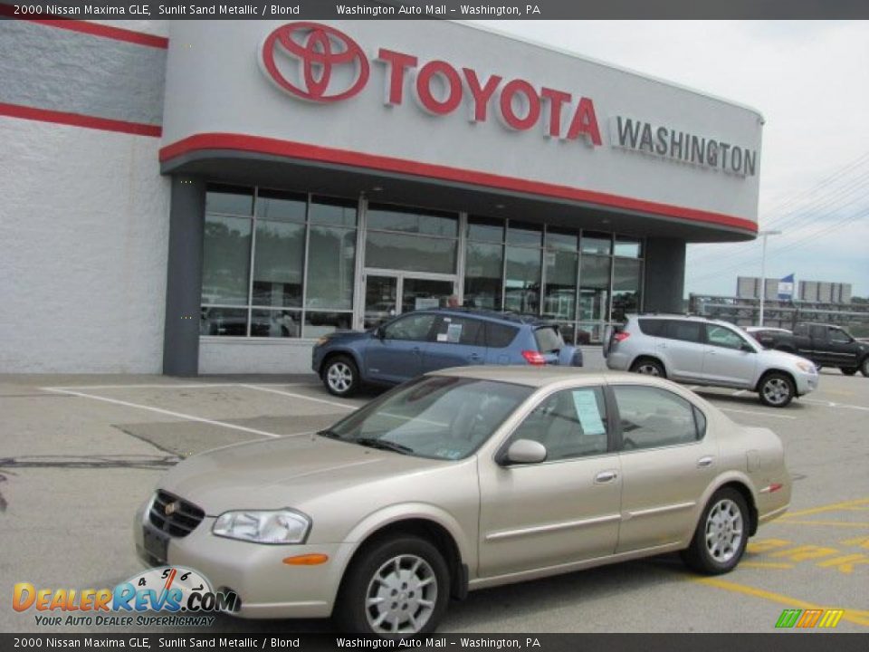2000 Nissan Maxima GLE Sunlit Sand Metallic / Blond Photo #1