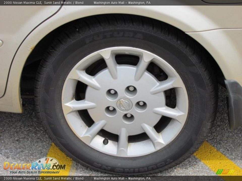 2000 Nissan Maxima GLE Sunlit Sand Metallic / Blond Photo #4