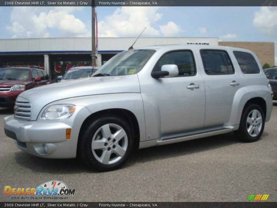 2009 Chevrolet HHR LT Silver Ice Metallic / Gray Photo #2