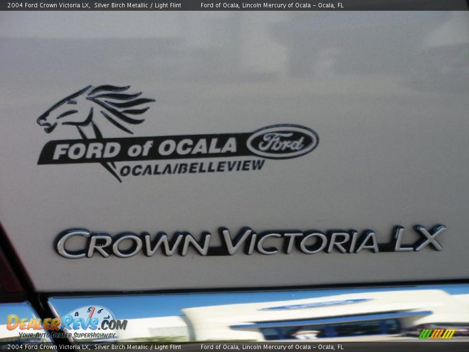 2004 Ford Crown Victoria LX Silver Birch Metallic / Light Flint Photo #9