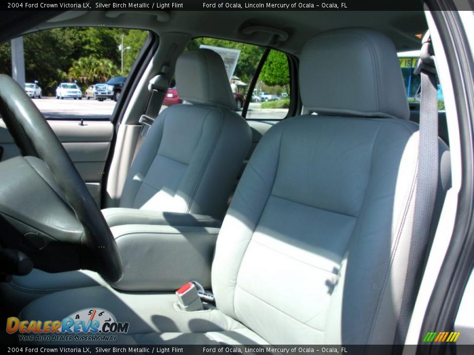 2004 Ford Crown Victoria LX Silver Birch Metallic / Light Flint Photo #12