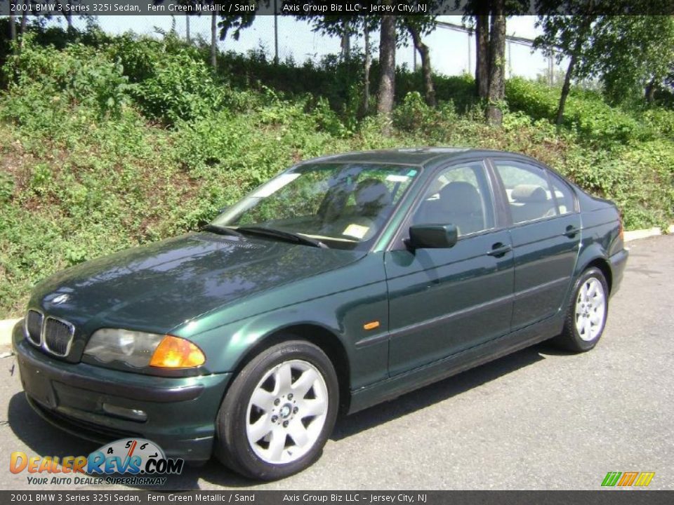 2001 BMW 3 Series 325i Sedan Fern Green Metallic / Sand Photo #1