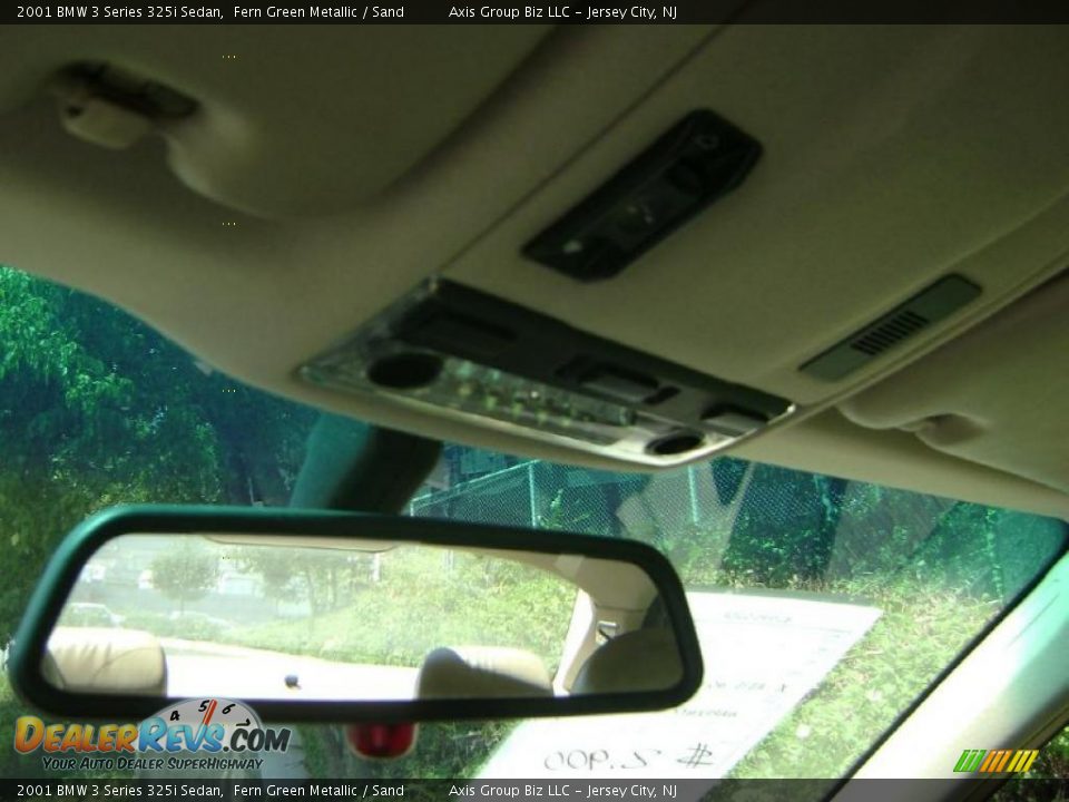 2001 BMW 3 Series 325i Sedan Fern Green Metallic / Sand Photo #17