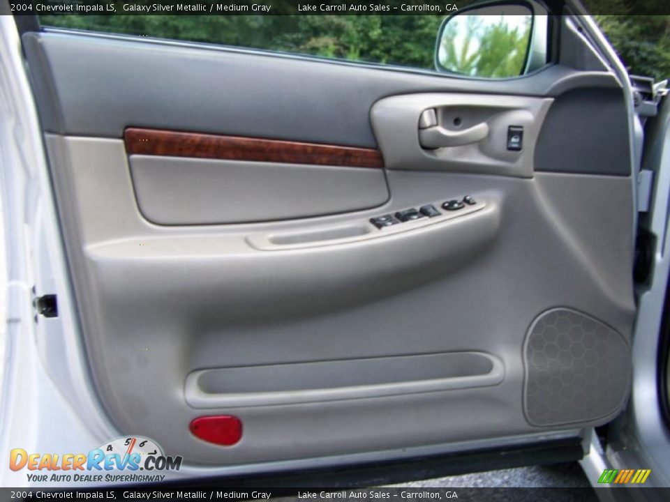 2004 Chevrolet Impala LS Galaxy Silver Metallic / Medium Gray Photo #23