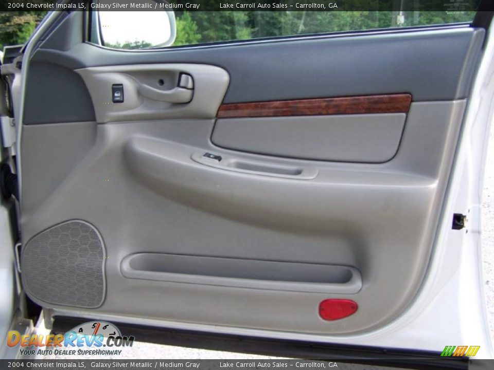 2004 Chevrolet Impala LS Galaxy Silver Metallic / Medium Gray Photo #24