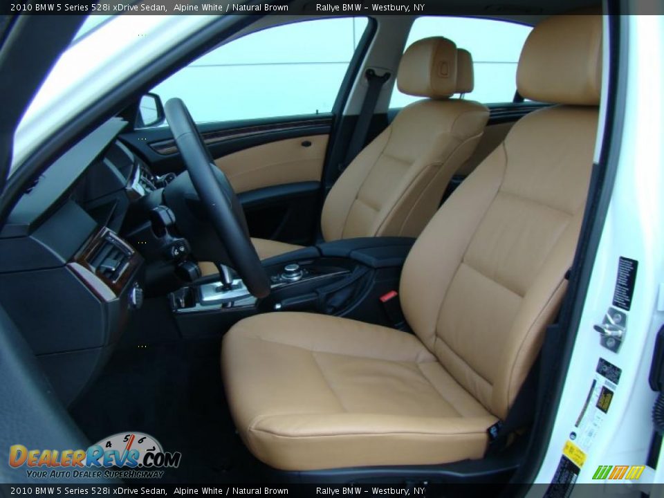 2010 BMW 5 Series 528i xDrive Sedan Alpine White / Natural Brown Photo #8
