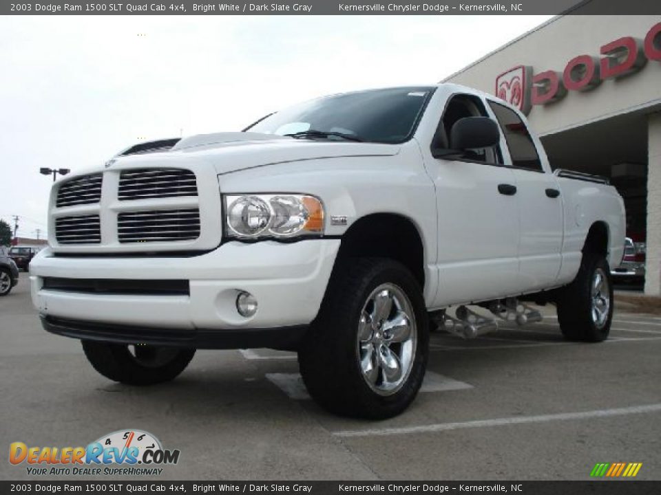 2003 Dodge Ram 1500 SLT Quad Cab 4x4 Bright White / Dark Slate Gray Photo #7