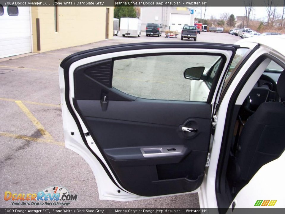 2009 Dodge Avenger SXT Stone White / Dark Slate Gray Photo #14