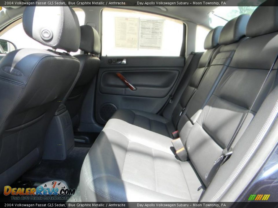2004 Volkswagen Passat GLS Sedan Blue Graphite Metallic / Anthracite Photo #10