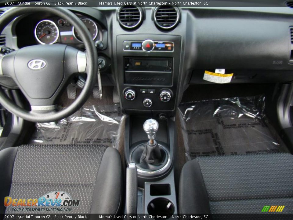 2007 Hyundai Tiburon GS Black Pearl / Black Photo #12