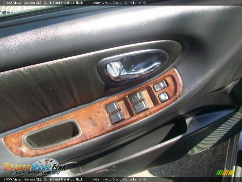2000 Nissan Maxima GLE Sunlit Sand Metallic / Black Photo #7