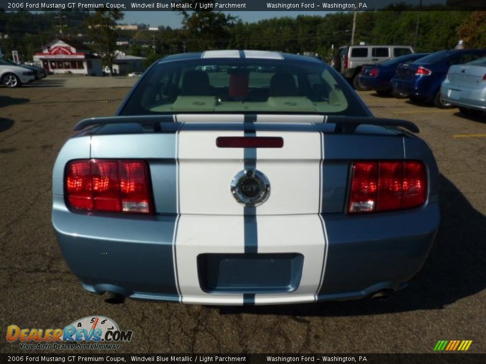 2006 Ford Mustang GT Premium Coupe Windveil Blue Metallic / Light Parchment Photo #3