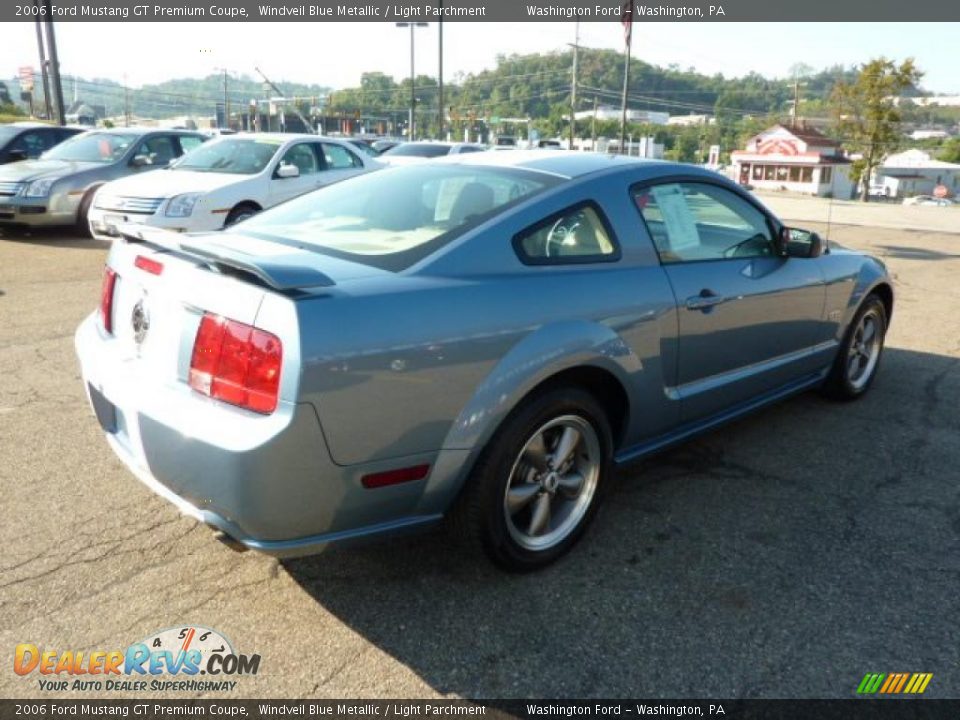 2006 Ford Mustang GT Premium Coupe Windveil Blue Metallic / Light Parchment Photo #4