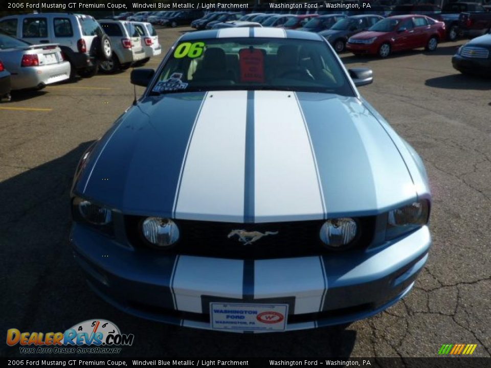 2006 Ford Mustang GT Premium Coupe Windveil Blue Metallic / Light Parchment Photo #7