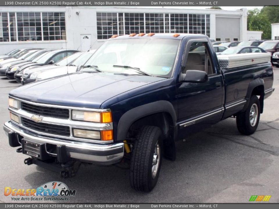 1998 Chevrolet C/K 2500 K2500 Regular Cab 4x4 Indigo Blue Metallic / Beige Photo #1