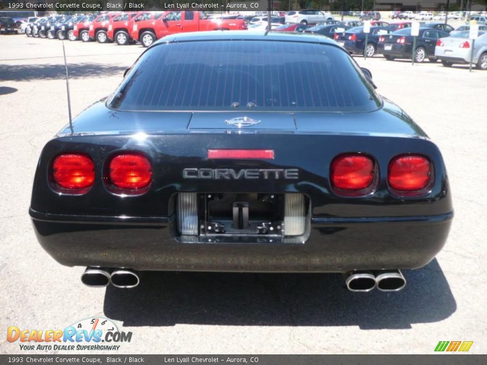 1993 Chevrolet Corvette Coupe Black / Black Photo #5