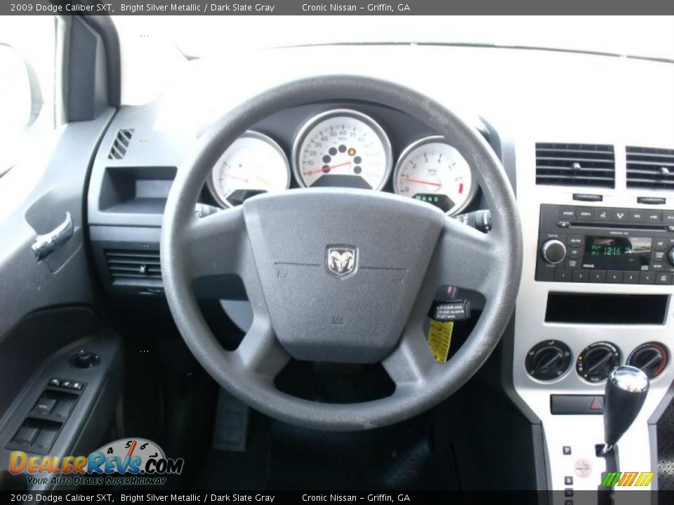 2009 Dodge Caliber SXT Bright Silver Metallic / Dark Slate Gray Photo #17