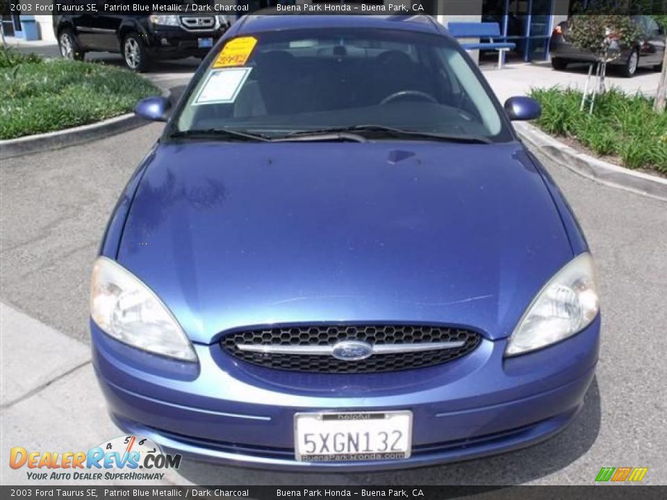 2003 Ford Taurus SE Patriot Blue Metallic / Dark Charcoal Photo #2