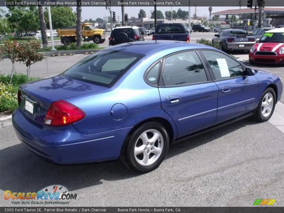 2003 Ford Taurus SE Patriot Blue Metallic / Dark Charcoal Photo #7