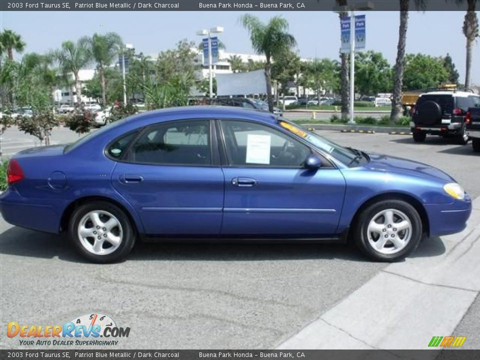 2003 Ford Taurus SE Patriot Blue Metallic / Dark Charcoal Photo #8