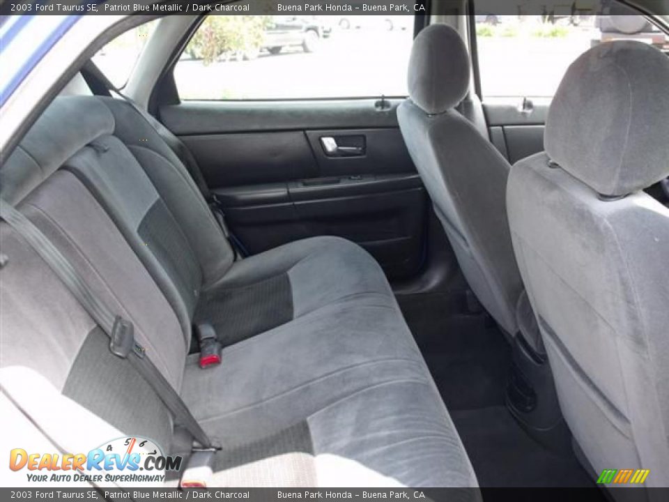 2003 Ford Taurus SE Patriot Blue Metallic / Dark Charcoal Photo #11