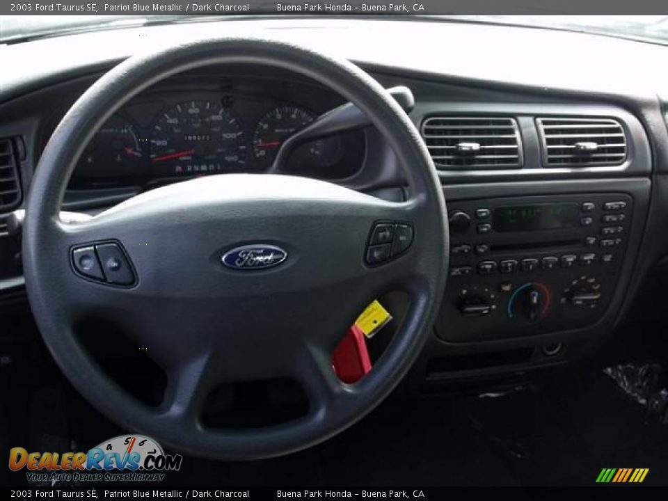 2003 Ford Taurus SE Patriot Blue Metallic / Dark Charcoal Photo #17