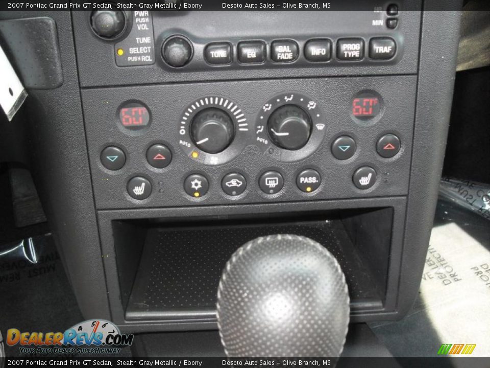 2007 Pontiac Grand Prix GT Sedan Stealth Gray Metallic / Ebony Photo #16