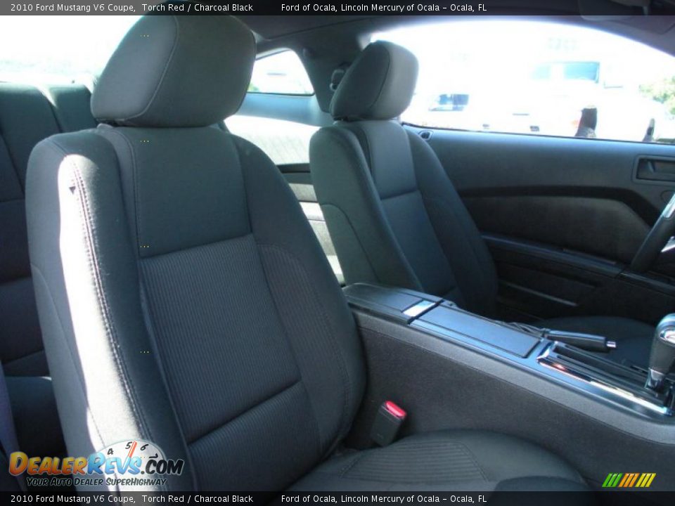 2010 Ford Mustang V6 Coupe Torch Red / Charcoal Black Photo #15