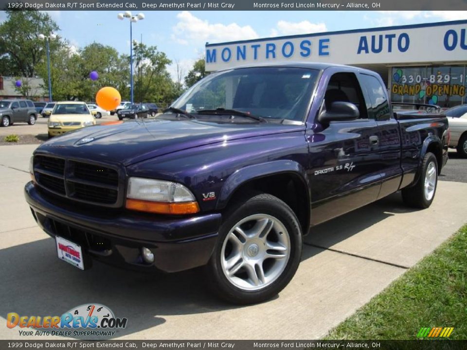 1999 Dodge Dakota R/T Sport Extended Cab Deep Amethyst Pearl / Mist Gray Photo #1