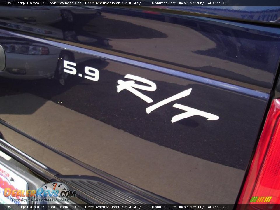 1999 Dodge Dakota R/T Sport Extended Cab Deep Amethyst Pearl / Mist Gray Photo #15