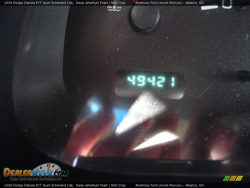 1999 Dodge Dakota R/T Sport Extended Cab Deep Amethyst Pearl / Mist Gray Photo #25