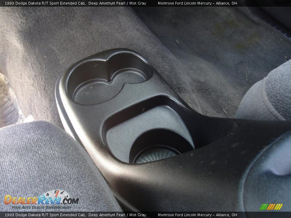 1999 Dodge Dakota R/T Sport Extended Cab Deep Amethyst Pearl / Mist Gray Photo #29